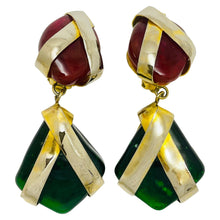 Load image into Gallery viewer, FRANCES PATIKY STEIN FPS CHANEL Designer 1980’s Gold Gripoix Clip on Earrings