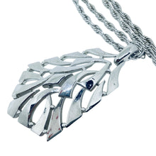 Load image into Gallery viewer, TRIFARI crown signed vintage silver tone designer chain pendant necklace