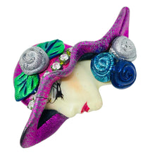 Load image into Gallery viewer, Vintage 80's flapper art deco style ladies face designer pin brooch