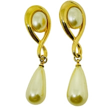 Load image into Gallery viewer, Vintage KJL KENNETH JAY LANE signed gold tone pearl designer drop earrings