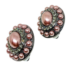 Load image into Gallery viewer, Vintage silver tone glass stones designer clip on earrings