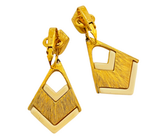 Load image into Gallery viewer, Vintage TRIFARI gold lucite modernist designer runway necklace earrings set