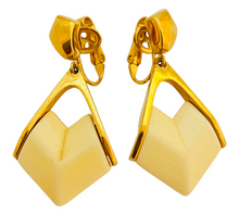 Load image into Gallery viewer, Vintage TRIFARI gold lucite modernist designer runway necklace earrings set
