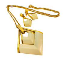 Load image into Gallery viewer, Vintage TRIFARI gold lucite modernist designer runway necklace earrings set