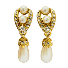 Load image into Gallery viewer, Vintage gold rhinestone pearl dangle clip on designer runway earrings