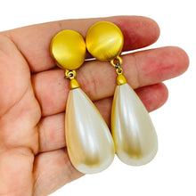 Load image into Gallery viewer, ANNE KLEIN matte gold huge drop glass pearl designer clip on earrings
