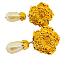 Load image into Gallery viewer, AVON signed vintage gold tone flower pearl designer clip on earrings
