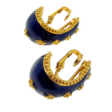 Load image into Gallery viewer, AVON signed vintage gold tone navy blue enamel etruscan designer clip earrings

