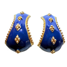 Load image into Gallery viewer, AVON signed vintage gold tone navy blue enamel etruscan designer clip earrings
