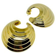 Load image into Gallery viewer, AVON vintage gold tone modernist 'SCULPTURED BUTTON' designer earrings
