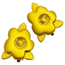 Load image into Gallery viewer, DOLCE VITA signed vintage matte gold flowers designer clip on earrings
