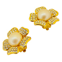 Load image into Gallery viewer, JOAN RIVERS signed vintage gold tone glass pearl flower signer clip on earrings
