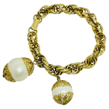 Load image into Gallery viewer, JUDY LEE vintage gold tone dangle faux pearls chain designer bracelet
