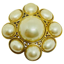 Load image into Gallery viewer, LIZ CLAIBORNE signed vintage gold tone pearl massive designer brooch
