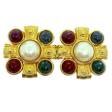 Load image into Gallery viewer, PAQUETTE signed vintage Maltese cross jewel pearl designer belt buckle

