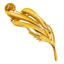 Load image into Gallery viewer, TRIFARI crown signed gold designer brooch
