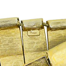 Load image into Gallery viewer, TRIFARI crown signed vintage gold tone massive stretch designer link bracelet
