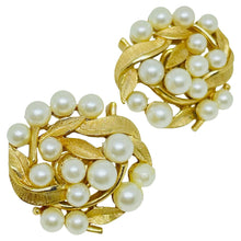 Load image into Gallery viewer, TRIFARI crown signed vintage gold tone pearl designer clip earrings

