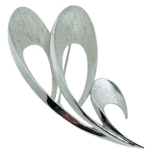 Load image into Gallery viewer, TRIFARI crown signed vintage silver tone designer brooch
