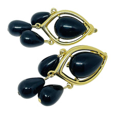 Load image into Gallery viewer, TRIFARI signed vintage gold tone blue black lucite drop clip on earrings
