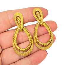 Load image into Gallery viewer, TRIFARI signed vintage gold tone door knocker designer clip on earrings
