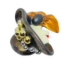 Load image into Gallery viewer, Vintage 80's flapper art deco style ladies face designer pin brooch
