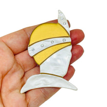 Load image into Gallery viewer, Vintage 80's flapper art deco style ladies face pearl gold designer pin brooch
