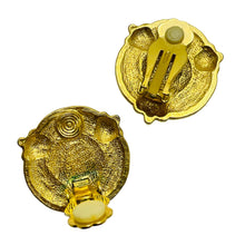 Load image into Gallery viewer, Vintage ANNE KLEIN gold enamel pearl designer clip on earrings
