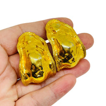 Load image into Gallery viewer, Vintage ANNE KLEIN madsive gold designer runway clip on earrings
