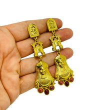 Load image into Gallery viewer, Vintage Egyptian gold dangle designer runway clip on earrings
