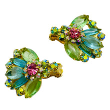 Load image into Gallery viewer, Vintage JULIANA DeLIZZA ELSTER gold navette glass designer clip on earrings

