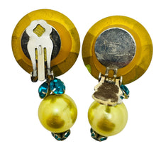 Load image into Gallery viewer, Vintage MISTAR BIJOUX signed silver tone massive glass designer clip on earrings
