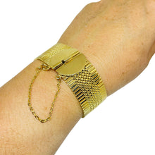 Load image into Gallery viewer, Vintage NAPIER signed plated designer bracelet
