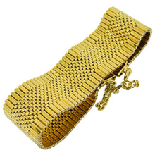 Load image into Gallery viewer, Vintage NAPIER signed plated designer bracelet
