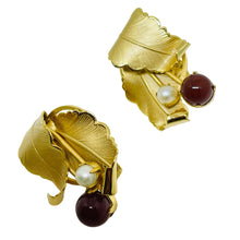 Load image into Gallery viewer, Vintage STAR signed gold tone faux pearl carnelian designer clip on earrings
