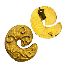 Load image into Gallery viewer, Vintage TAKI 975 gilded gold clip on 80’s earrings
