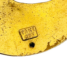 Load image into Gallery viewer, Vintage TAKI 975 gilded gold clip on 80’s earrings
