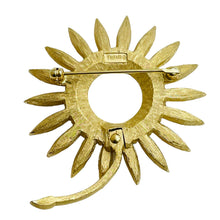 Load image into Gallery viewer, Vintage TRIFARI crown gold white ename flower designer brooch
