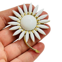 Load image into Gallery viewer, Vintage TRIFARI crown gold white ename flower designer brooch
