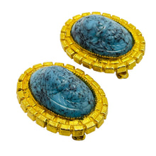 Load image into Gallery viewer, Vintage WILLIAM DE LILLO gold tone scarab glass designer runway clip on earrings
