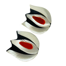 Load image into Gallery viewer, Vintage artisan unique flower earrings
