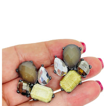 Load image into Gallery viewer, Vintage dark silver tone glass designer clip on earrings
