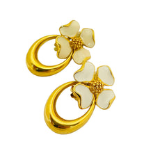 Load image into Gallery viewer, Vintage gold enamel flower designer runway clip on earrings
