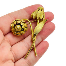 Load image into Gallery viewer, Vintage gold flower designer brooch

