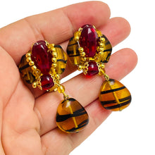Load image into Gallery viewer, Vintage gold glass dangle designer clip on earrings
