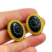 Load image into Gallery viewer, Vintage gold glass flower designer runway clip on earrings
