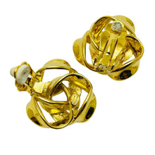 Load image into Gallery viewer, Vintage gold knot designer runway clip on earrings
