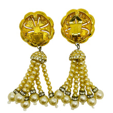 Load image into Gallery viewer, Vintage gold pearl rhinestone dangle designer runway clip on earrings
