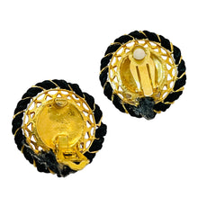 Load image into Gallery viewer, Vintage gold pearl rope designer runway clip on earrings
