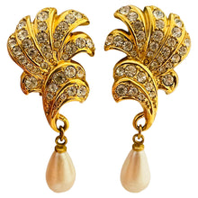 Load image into Gallery viewer, Vintage gold rhinestones dangle pearl designer runway clip on earrings
